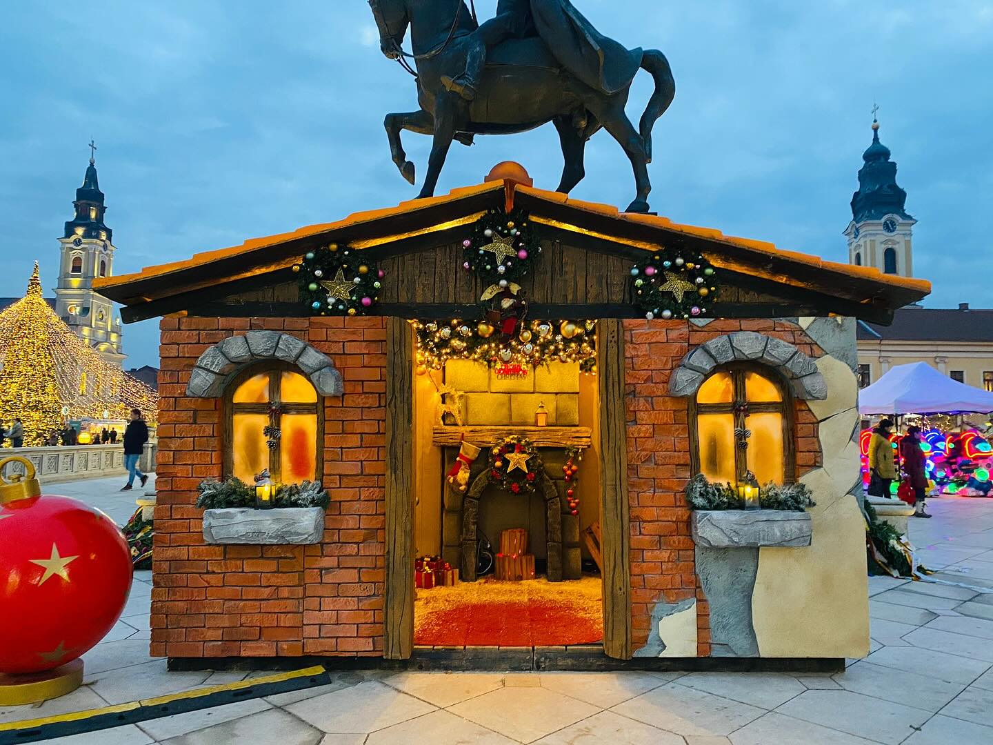 animation-centre-commercial
animation-centre-commercial
location de décors
Animation de noël
exposition animation
